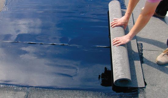 Flachdach Aufbau und Beschichtung mit Bitumen