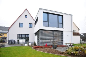 Anbau Haus als moderner Kubus