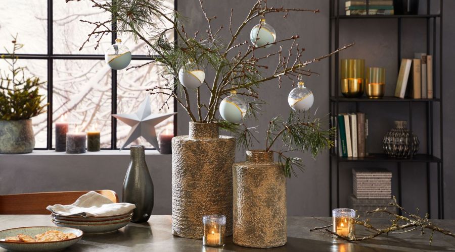 Weihnachtsbaumkugeln aus Glas selbst gestalten