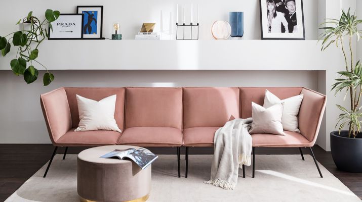 Velours Sofa Couch rosa mit weiß kombinieren