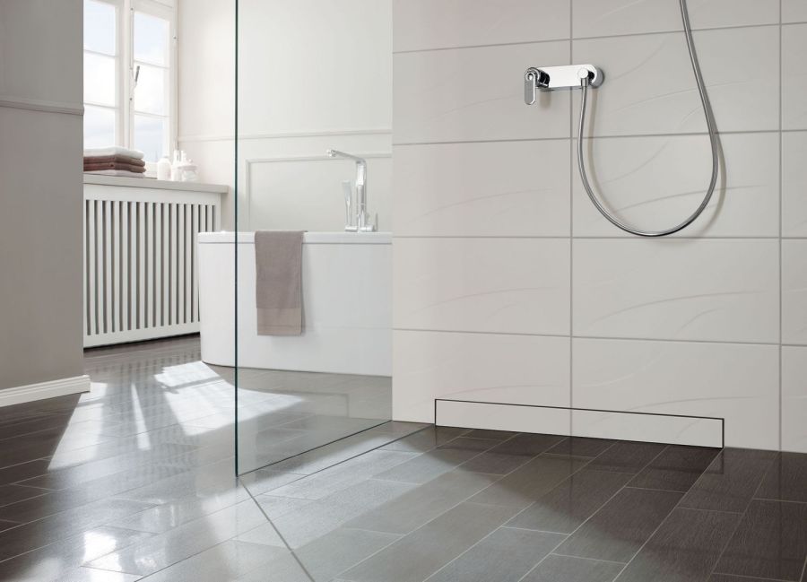 Dusche Wasserabfluss in der Wand