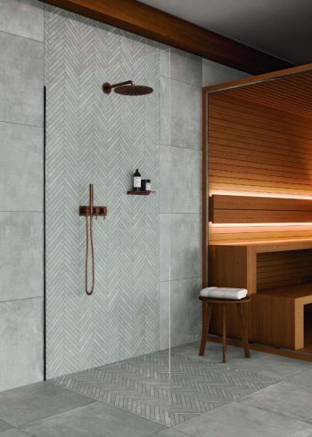 Fischgrätmuster Fliesen Dusche grau modern Design Fliesenmuster