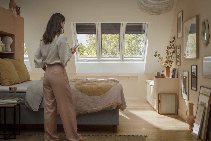 Elektrische Rollläden für Dachfenster