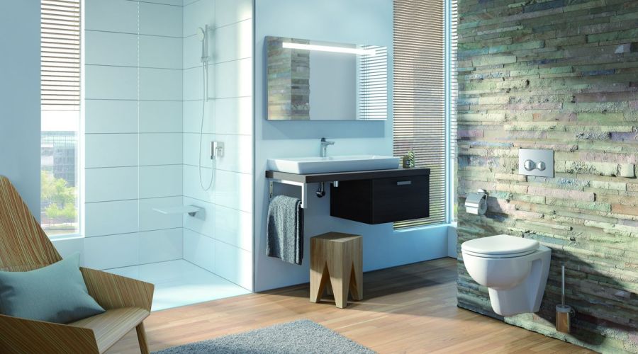 Barrierefreies Bad mit bodengleicher Dusche
