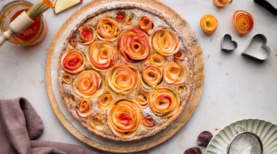 Apfelrosenkuchen