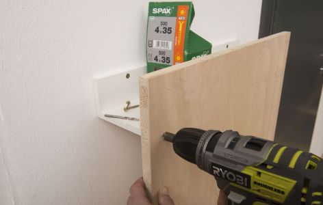 Bauanleitung klappbarer Wandschreibtisch