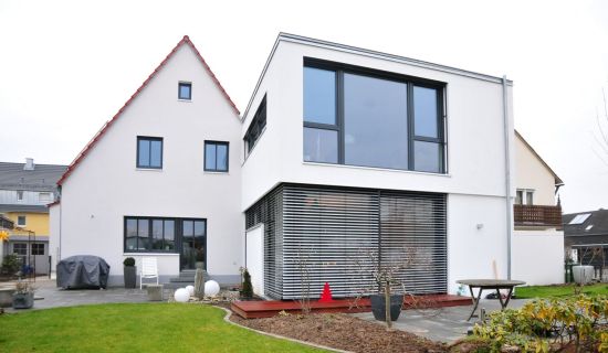 Anbau Haus als moderner Kubus Hauserweiterung Hausanbau ideen anbau haus planen