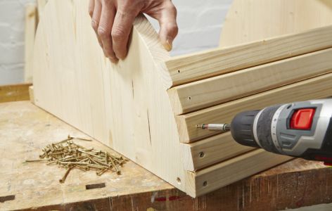 Der Deckel wird gefertigt