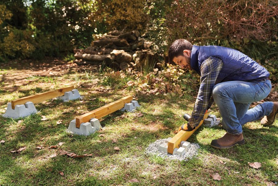 Bodenbalken auslegen Holzlager