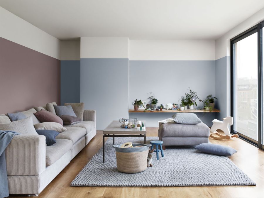 Wandfarbe Hellblau und Violett