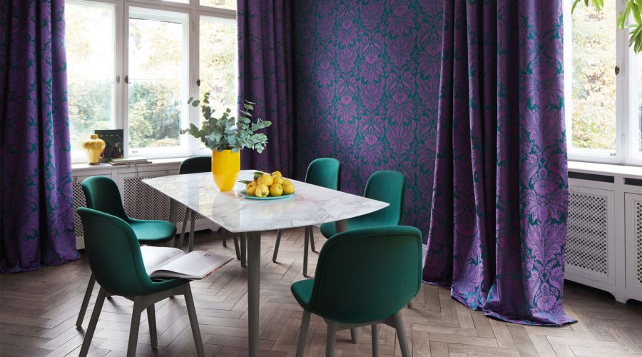 Tapeten in Trendfarbe Ultra Violett