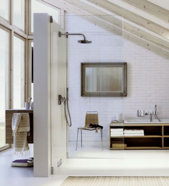 Moderne Installationswand für die Dusche