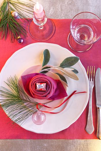 Rose aus Serviette falten