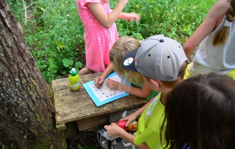 Kindergeburtstag Schnitzeljagd Schatzsuche Rätsel