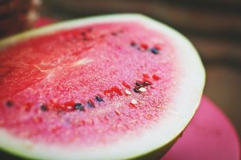 Aufgeschnittene, frische Wassermelone