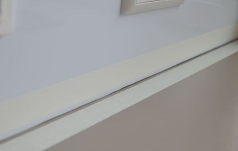 Silikonfuge mit Malerkrepp abkleben