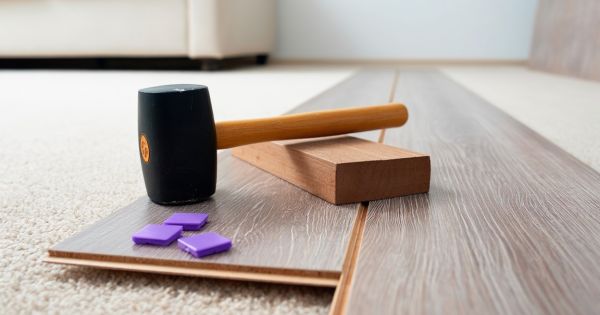 Laminat auf Teppich verlegen – geht das?