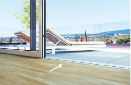 Schwellenloser Übergang vom Wohnraum zum Balkon