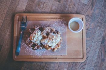 Waffeln mit Sahne