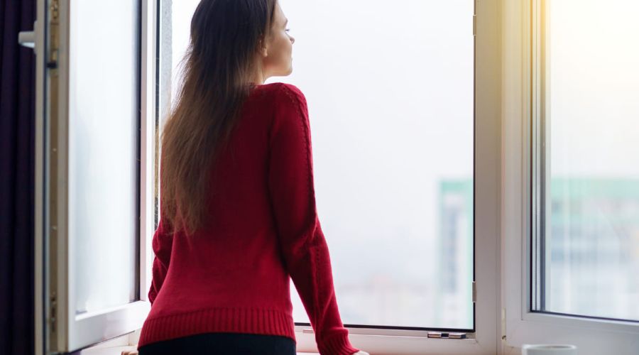 Lüften im Winter frische Luft Fenster öffnen
