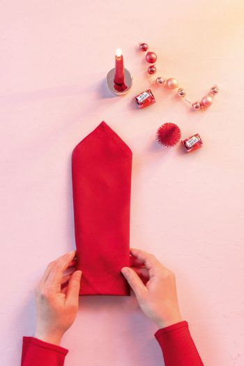 Serviette falten Schritt 3
