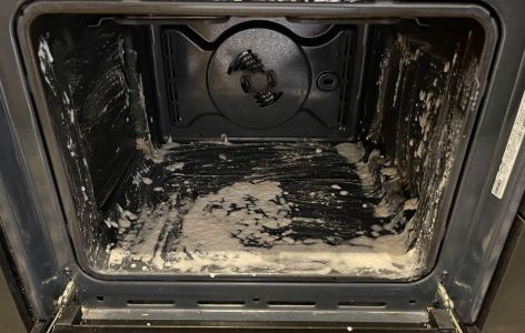 Backpulver Paste im Backofen einwirken lassen