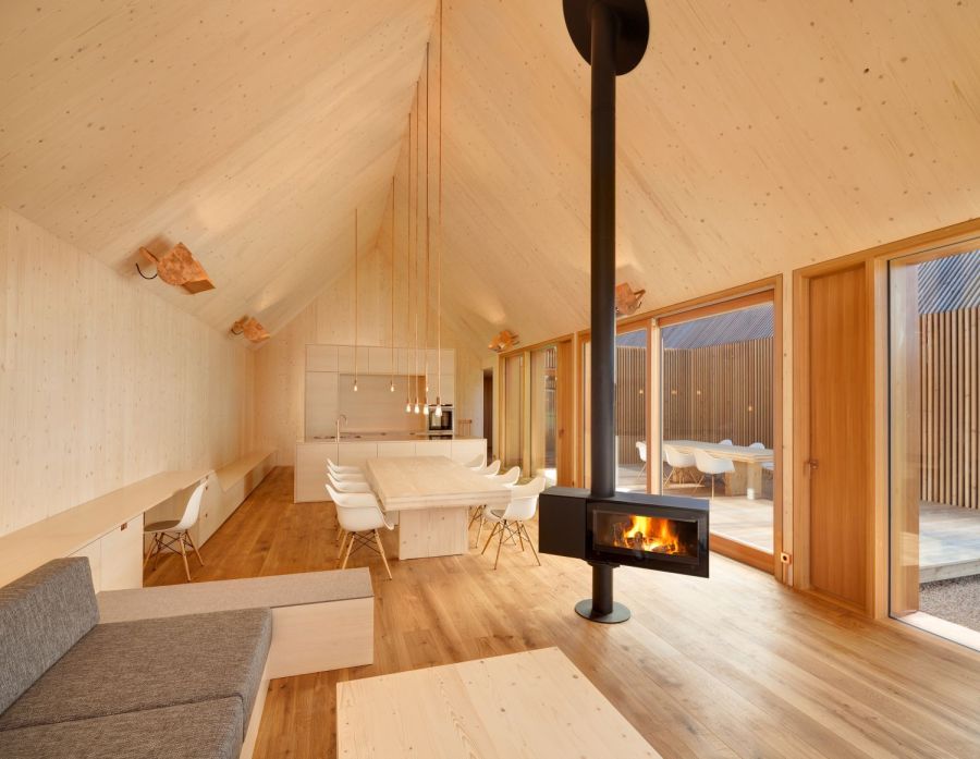 Reportage Einfamilienhaus: Holz im Wohnbereich