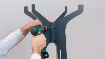 Design-Garderobe selber bauen Schritt 5