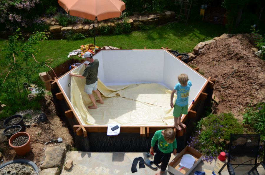 Holzpool mit Poolfolie