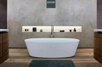 Badezimmer mit Mineralputz