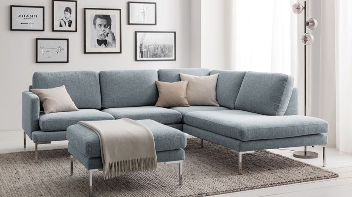 Sofa aus Mischgewebe hellblau pastell skandi Wohnstil Wohnzimmer Couch