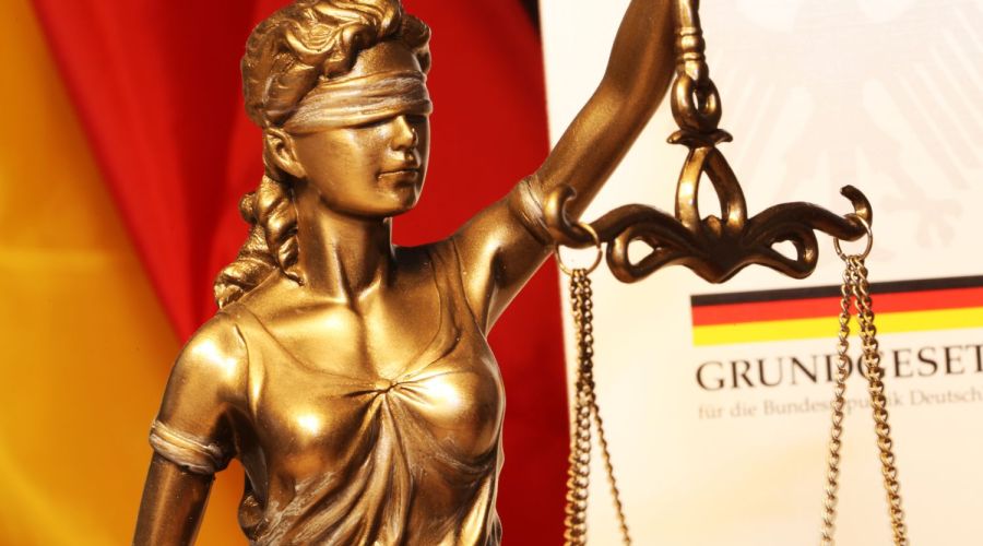 Justizia und Grundgesetz