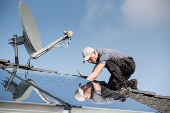 Solaranlage Installation Reinigung