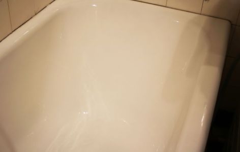 Badewanne geputzt