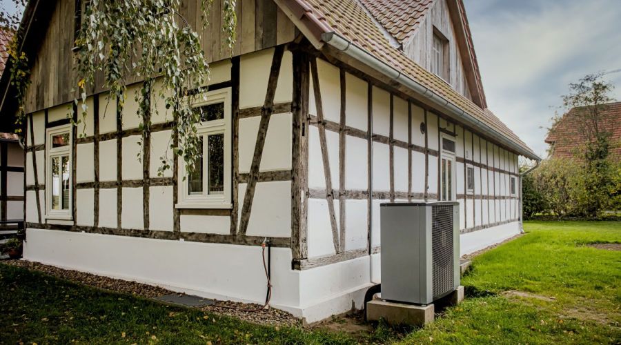 Aufmacher Hochtemperatur-Wärmepumpe im Altbau