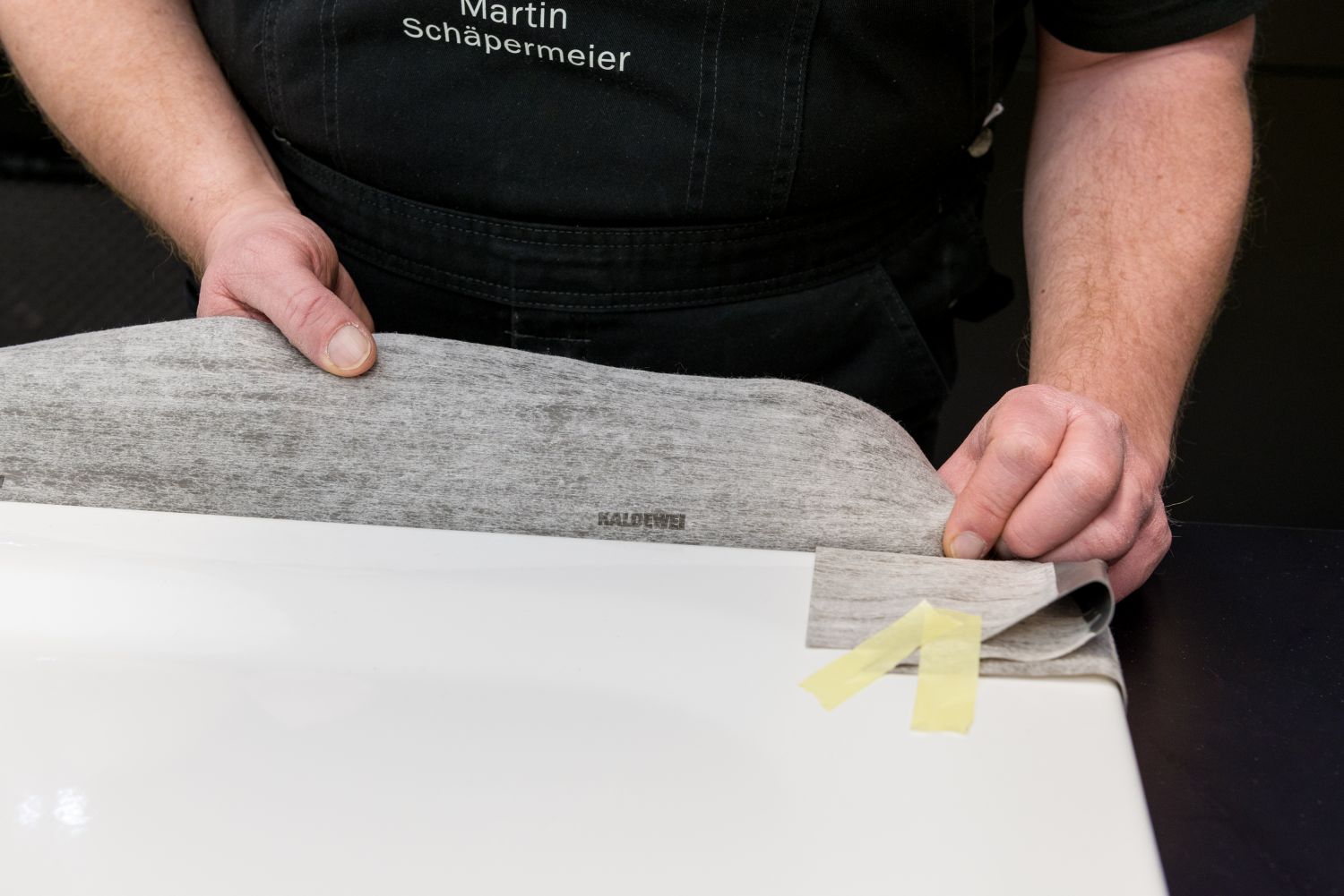 Duschwanne selbst abdichten − so geht